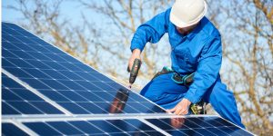 Installation Maintenance Panneaux Solaires Photovoltaïques à Tregon